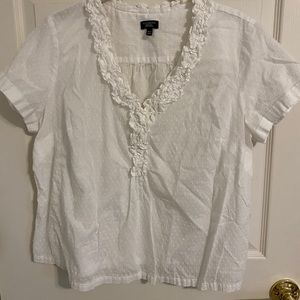 NEW LISTING! EUC Talbots Swiss Dot Blouse
